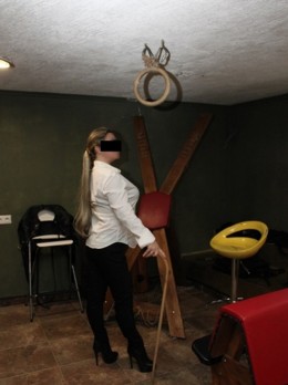 Misstres Alisa - service Bondage